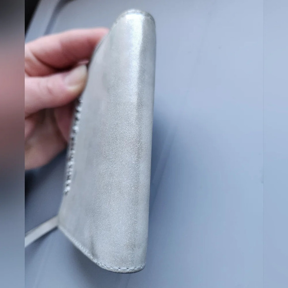 Coach Poppy Irridescent Shimmer Leather Square Zipper Wallet - Picture 5 of 9